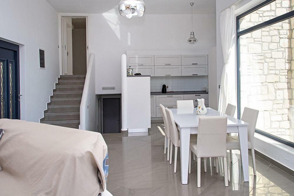 Evilia Luxury Villa Amoopi Eksteriør bilde